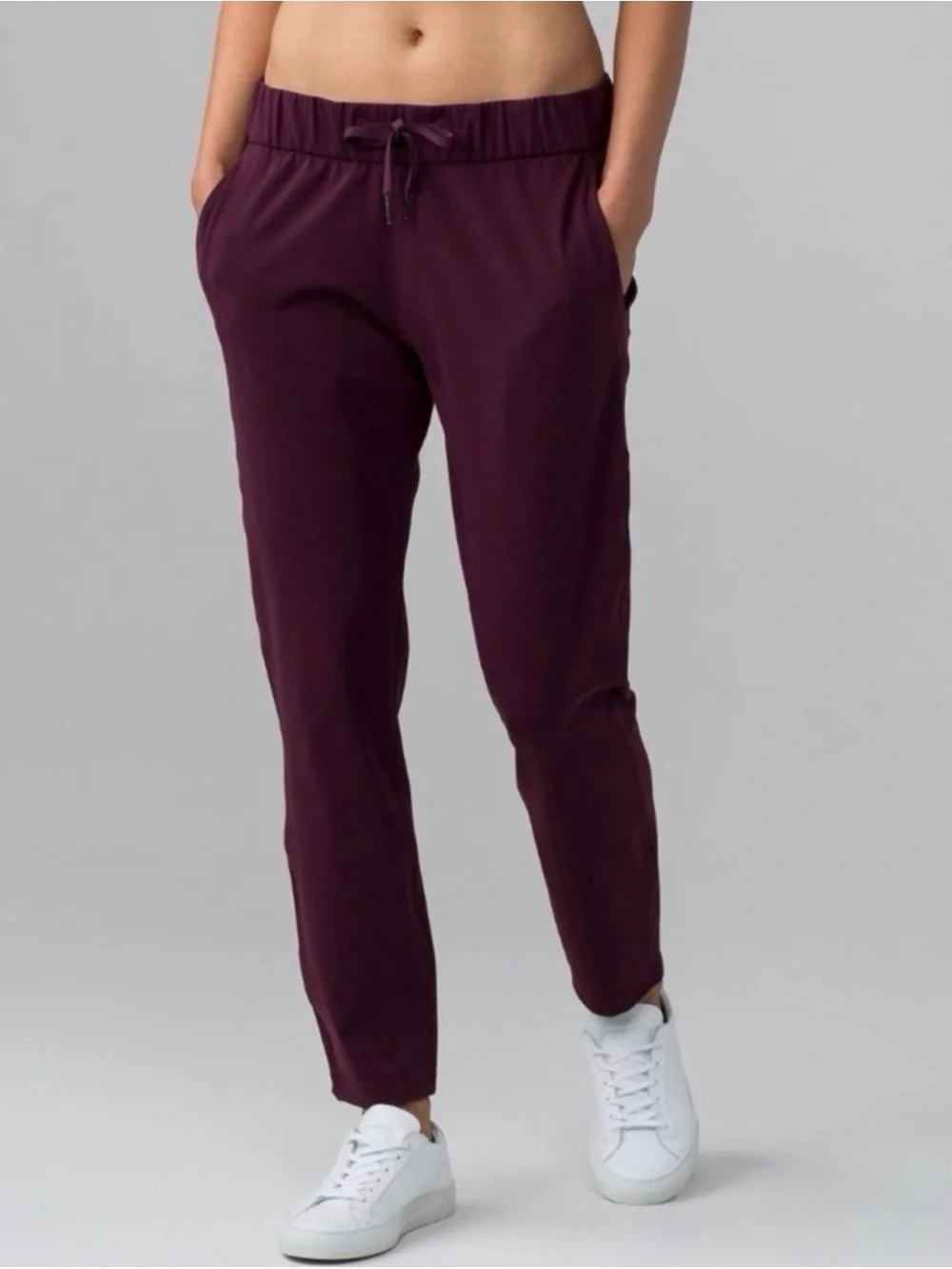 LULULEMON Burgundy Black Cherry On The Fly Trousers Pants Sz. 6 Gorpcore